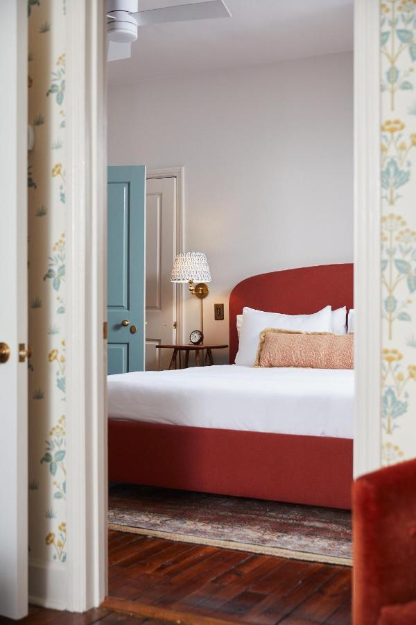 Post House Inn Mount Pleasant Bagian luar foto